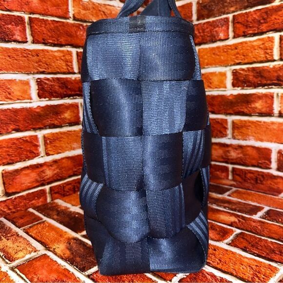 Elegant Navy Tote Bag - Picture 2 of 12